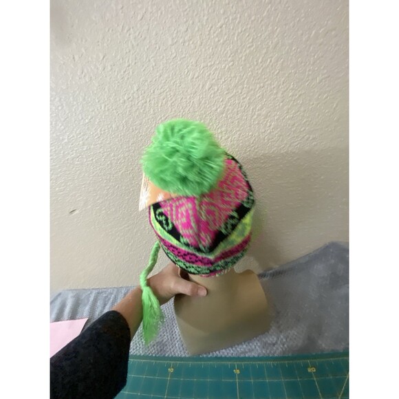 Peruvian Chullo hat Neon Florescent Green Pom - Picture 9 of 14